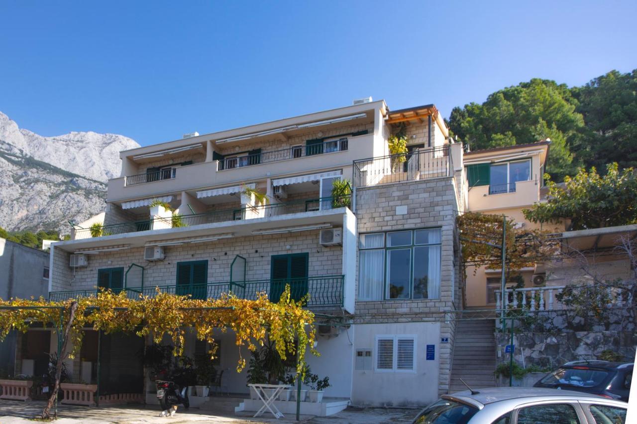 Villa Milenka - Apartmani Gorana Tučepi Kültér fotó