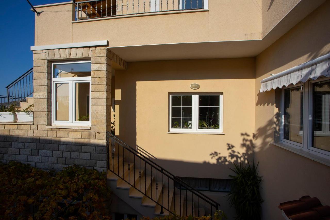 Villa Milenka - Apartmani Gorana Tučepi Kültér fotó
