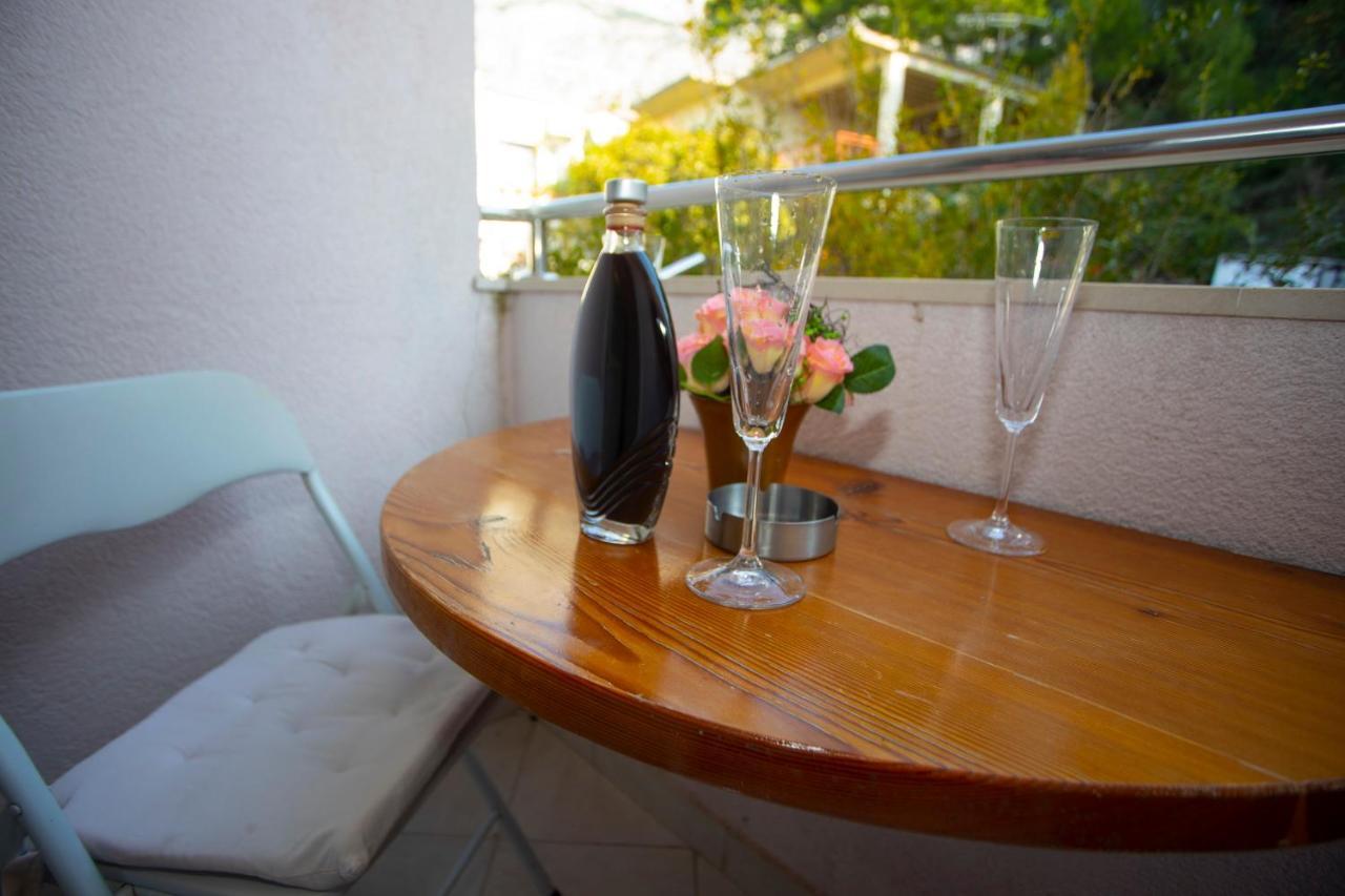 Villa Milenka - Apartmani Gorana Tučepi Kültér fotó