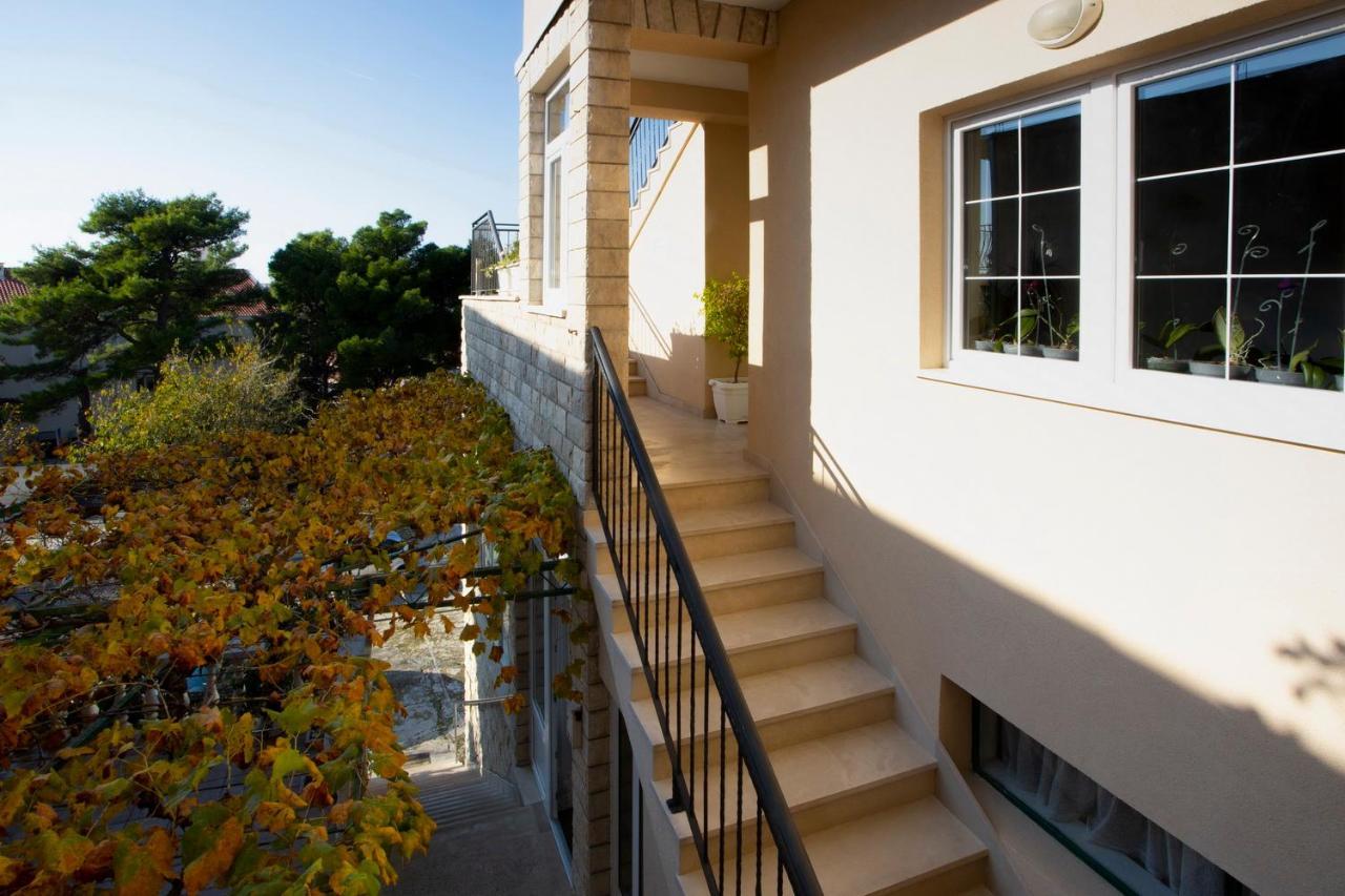 Villa Milenka - Apartmani Gorana Tučepi Kültér fotó